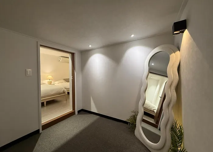 Hongdae Serenity アパート ソウル特別市